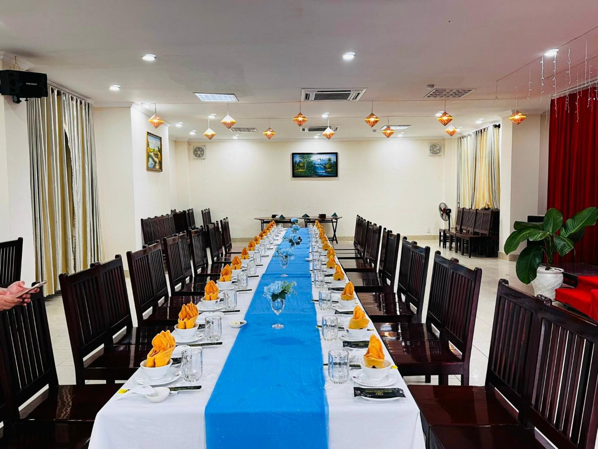 Khach San Hung Vuong Quang Ngai Hotel Buitenkant foto