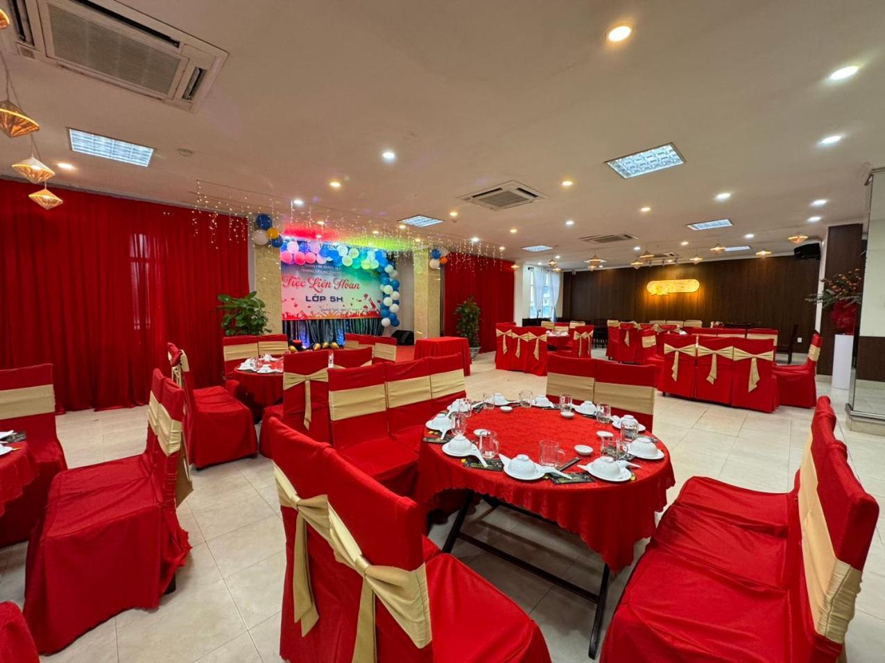 Khach San Hung Vuong Quang Ngai Hotel Buitenkant foto