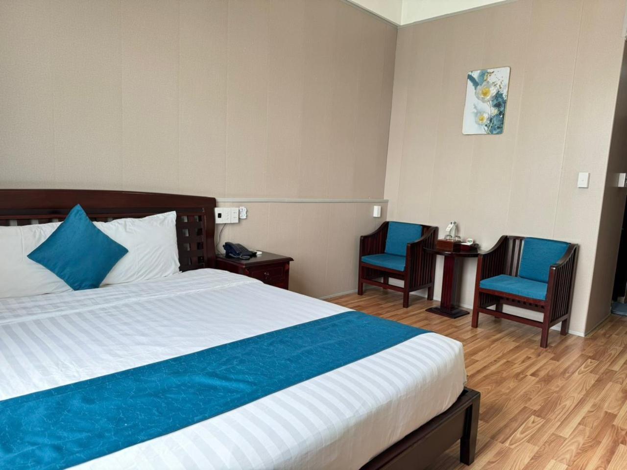 Khach San Hung Vuong Quang Ngai Hotel Buitenkant foto