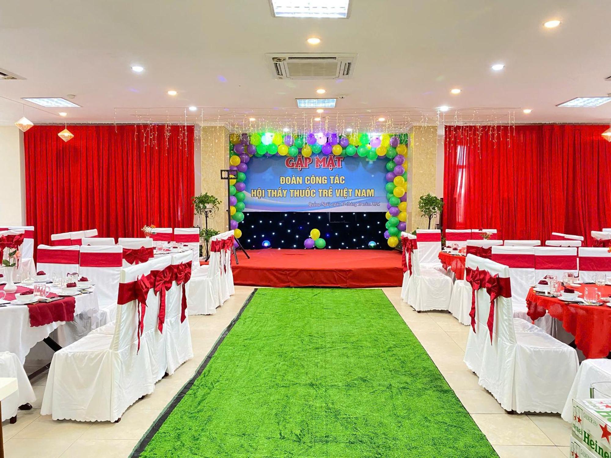 Khach San Hung Vuong Quang Ngai Hotel Buitenkant foto
