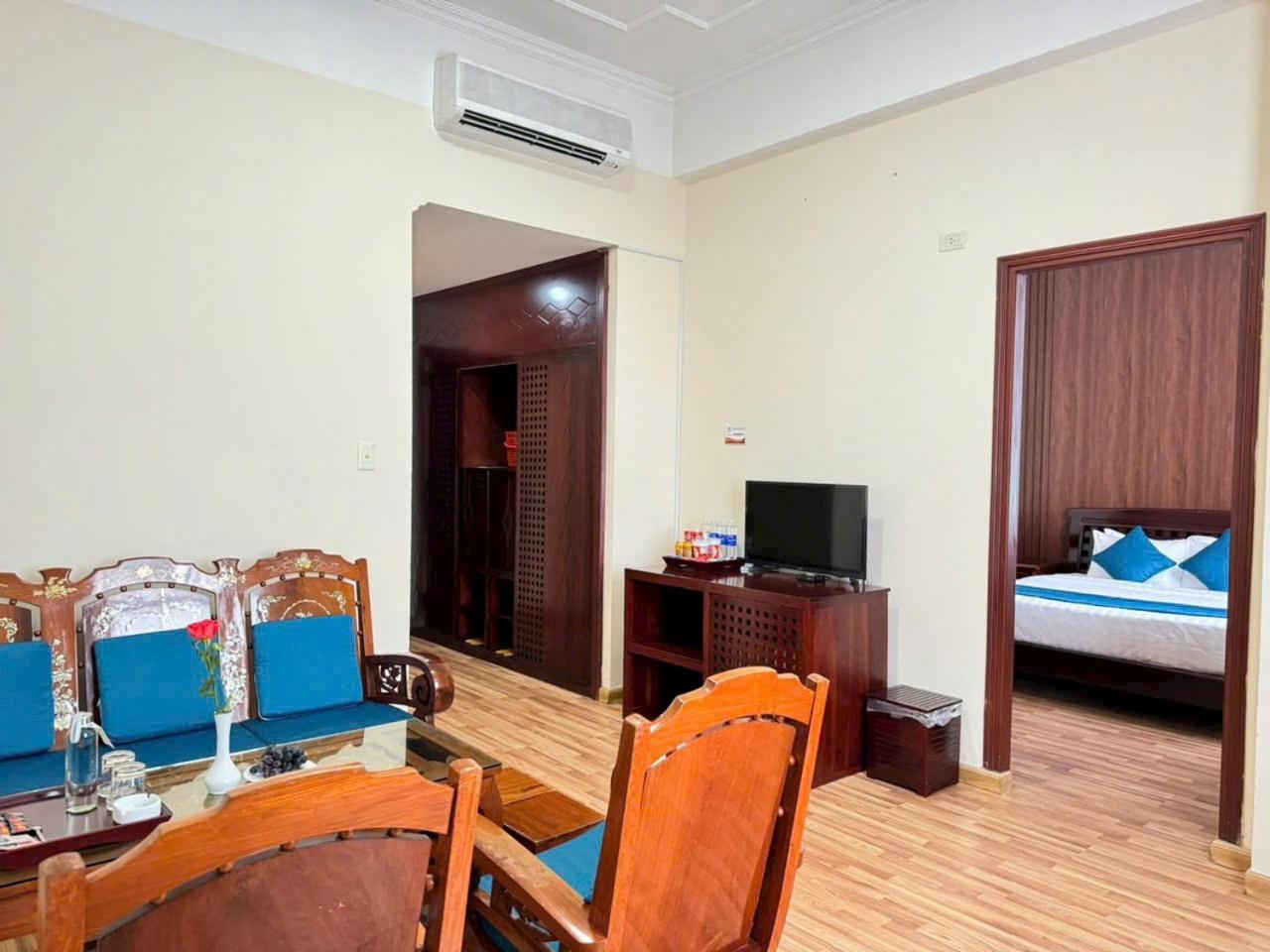 Khach San Hung Vuong Quang Ngai Hotel Buitenkant foto