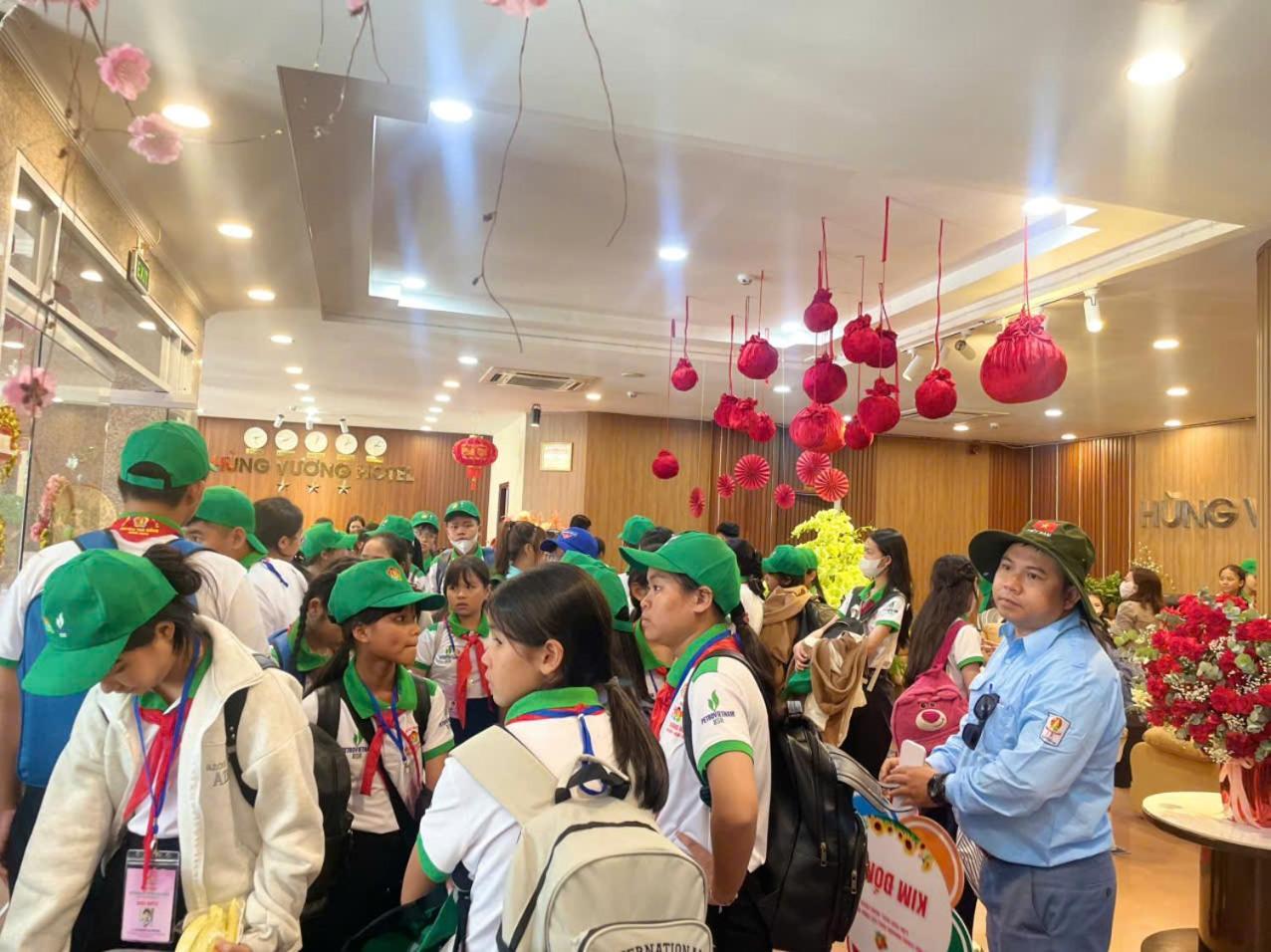 Khach San Hung Vuong Quang Ngai Hotel Buitenkant foto