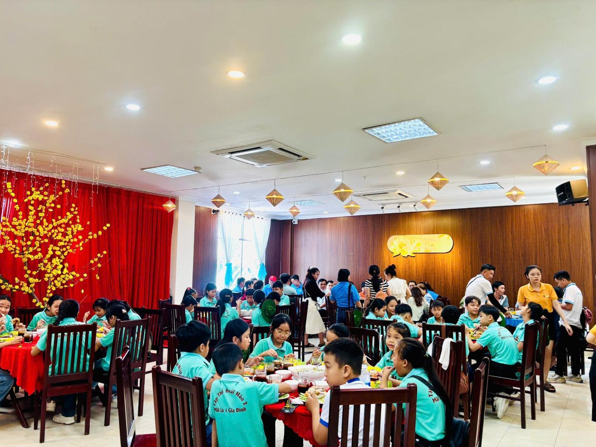 Khach San Hung Vuong Quang Ngai Hotel Buitenkant foto